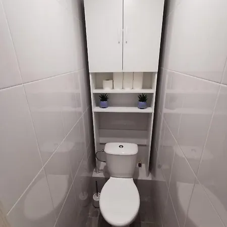 Apartment 4 You - Self Check-in *